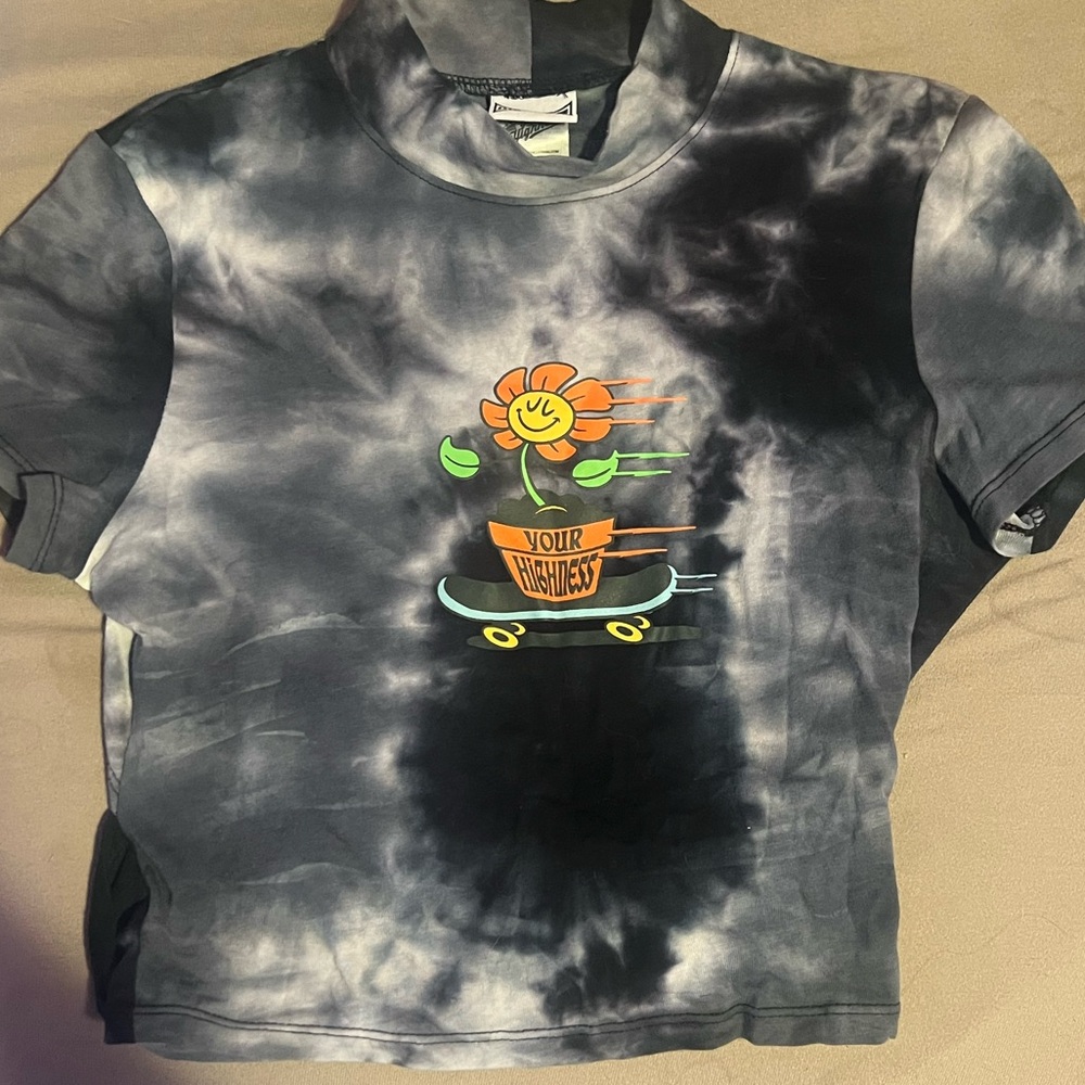 open back zumiez your highness tee